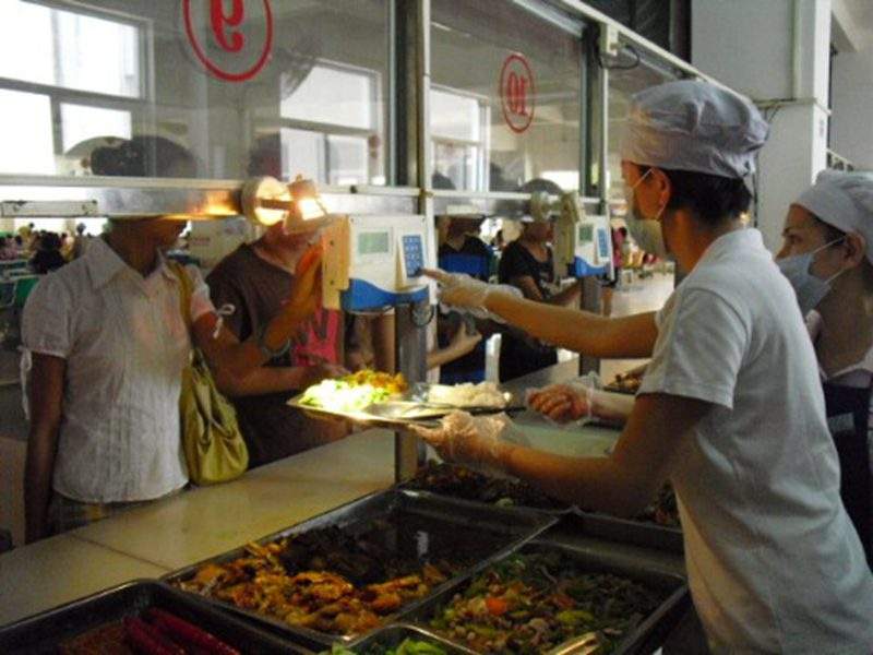 中小型食堂廚房設備清單預算 售餐區